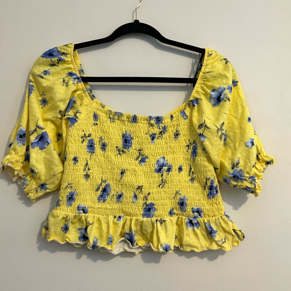 Forever 21 Yellow floral crop top